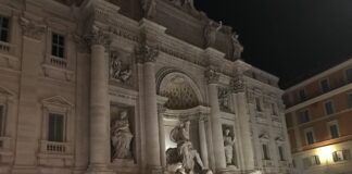 Fontana di Trevi restituita a romani e visitatori: nuove regole per vederla (VIDEO)