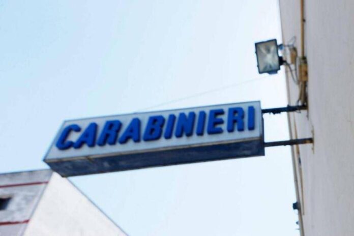 Bergamo, aggredisce la compagna e la lascia in strada priva di sensi: arrestato
