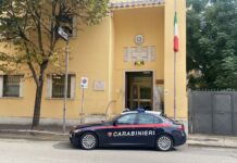 Pomezia, sorpresi a rubare in un condominio: arrestati due georgiani con arnesi da scasso