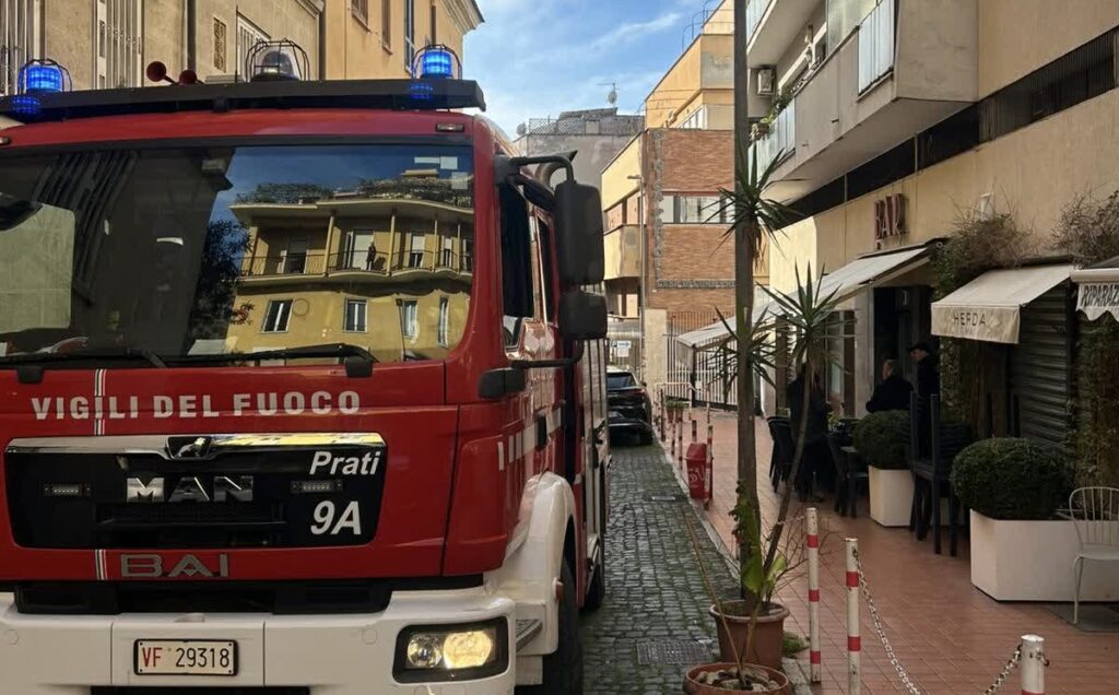 Dramma in ascensore: giovane precipita nel vuoto a Roma 1