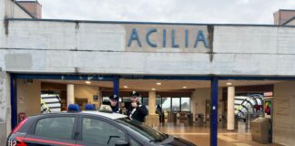 Acilia, fugge all'alt dei carabinieri e provoca incidenti: trentenne arrestata