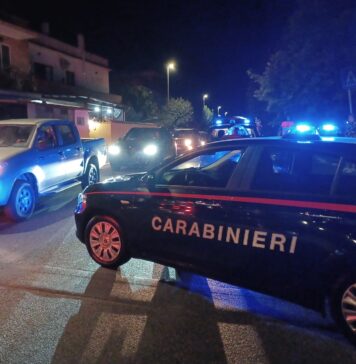 Civitavecchia, aggredisce la madre e le strappa i capelli: arrestato