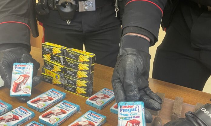 Crack e thc liquido nelle merendine, blitz antidroga con 18 arresti a Roma