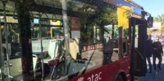 Roma, NCC taglia la strada a bus: 8 feriti dopo la frenata in emergenza