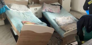 Acilia, senza casa dopo il crollo del pavimento. Michela lancia l’ appello e chiede al Comune una soluzione urgente