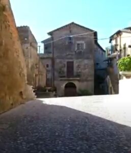 Alla scoperta di Foglia, piccolo borgo tra i più belli d'Italia: relax, cibo, storie e leggende 2 Alla scoperta di Foglia, piccolo borgo tra i più belli d'Italia: relax, cibo, storie e leggende 2