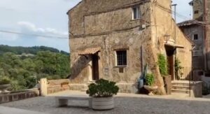 Alla scoperta di Foglia, piccolo borgo tra i più belli d'Italia: relax, cibo, storie e leggende 3 Alla scoperta di Foglia, piccolo borgo tra i più belli d'Italia: relax, cibo, storie e leggende 3