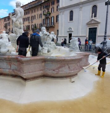 Roma, sotto osservazione tre fontane monumentali dopo sversamento di acqua e fango
