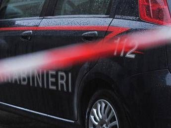 Varese, anziano trovato morto in casa a Saronno: sarebbe stato ucciso a coltellate