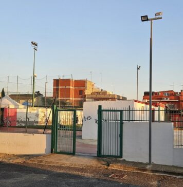 Dragona, insulti razzisti e atti di vandalismo in parrocchia: l’appello del parroco e le nuove misure