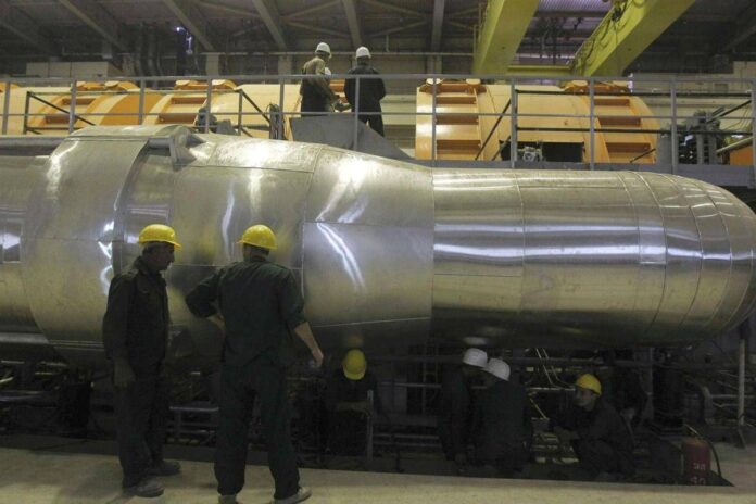 Iran, Larijani: “Permetteremo ad Aiea di ispezionare siti nucleari”