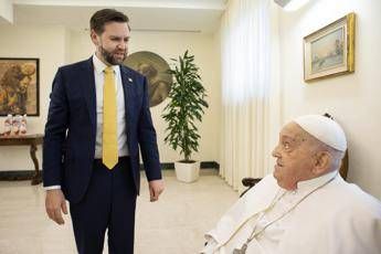 Papa Francesco, Vance: “Un grande Pastore, ho potuto dirgli che prego per lui”