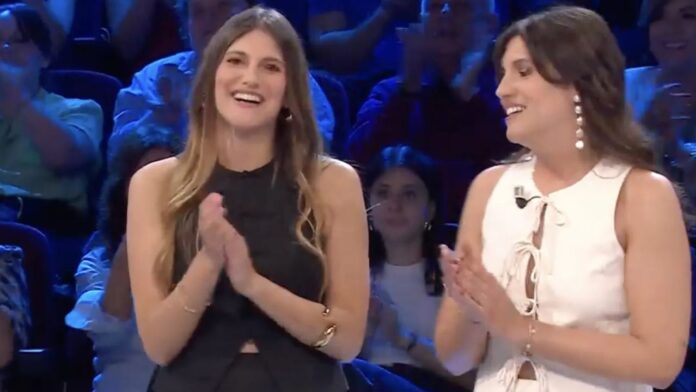 Ilaria, concorrente della Lombardia, con la sorella