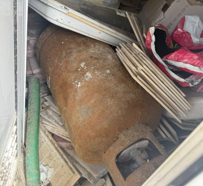 Il vergognoso abbandono dello stabilimento balneare 'Aneme e Core' di Ostia (FOTO) 2