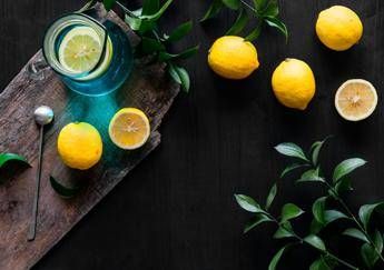 Bere acqua e limone al mattino fa bene? Cosa dice lo scienziato