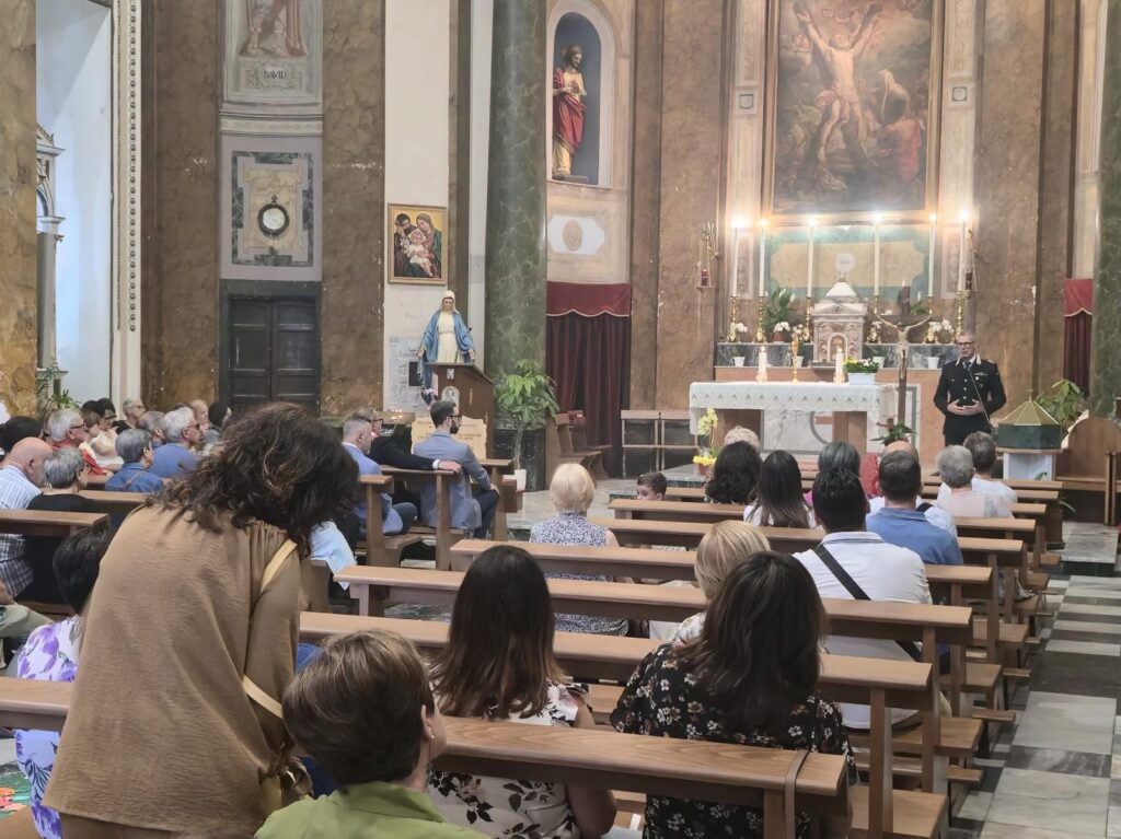 Carabinieri in chiesa contro le truffe: a Labico l’Arma scende in campo per proteggere gli anziani 1 Carabinieri in chiesa contro le truffe: a Labico l’Arma scende in campo per proteggere gli anziani 1