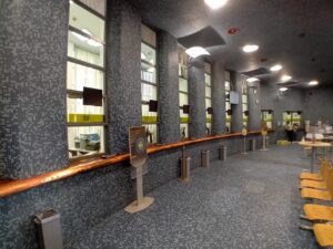Ostia, posta centrale riaperta dopo i lavori: ecco come è cambiata