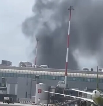 Fiumicino, fumo e fiamme in aeroporto: incendio vicino al molo D (VIDEO)