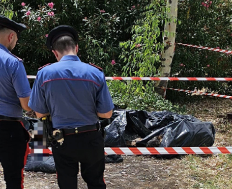 Macabra scoperta al San Camillo: resti di ossa umane trovati tra i rifiuti di un padiglione (FOTO) 1 Macabra scoperta al San Camillo: resti di ossa umane trovati tra i rifiuti di un padiglione (FOTO) 1