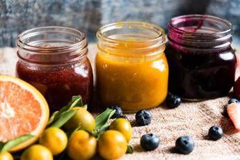 Botulino, da olive nere in acqua a conserve ‘fai da te’: in che cibi si trova