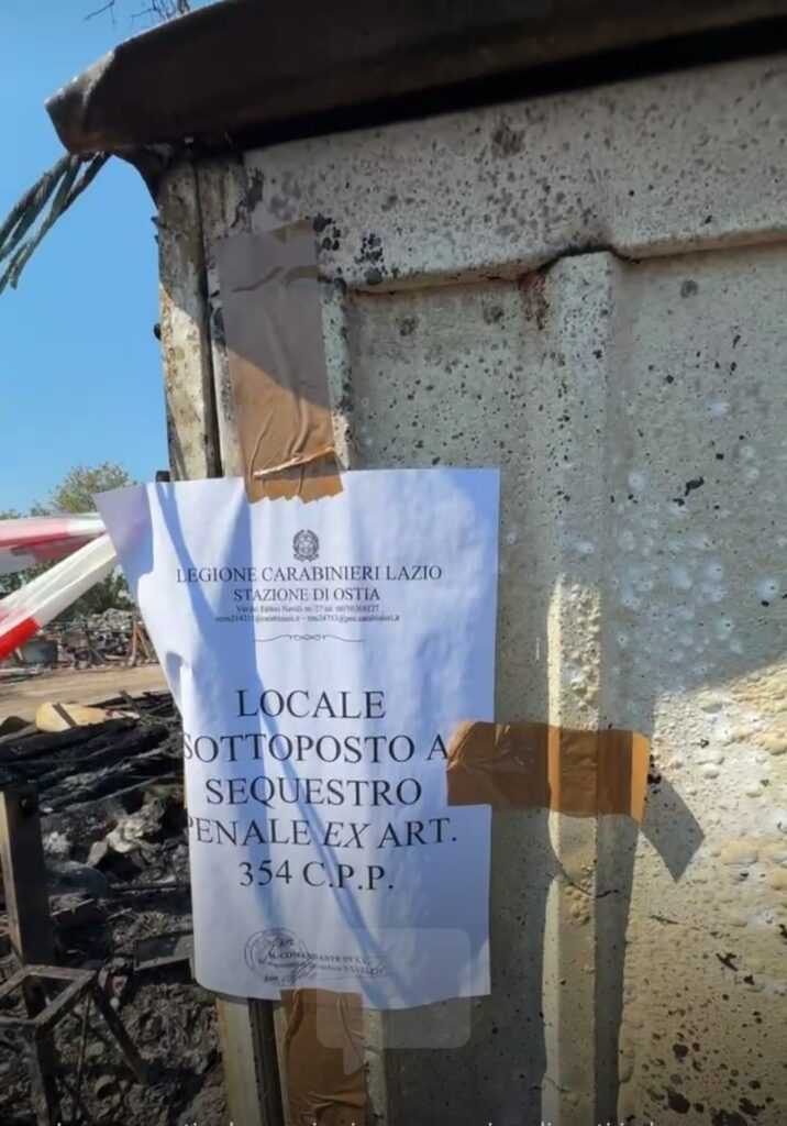 Ipotesi incendio doloso al cantiere nautico di Fiumara Grande: opera di una banda? 1 Ipotesi incendio doloso al cantiere nautico di Fiumara Grande: opera di una banda? 1