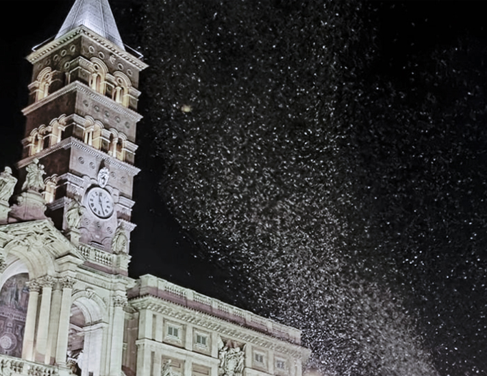 "Miracolo della Neve" a Roma: luci, musica e tecnologia per le coreografie di fiocchi della 42esima edizione 1 "Miracolo della Neve" a Roma: luci, musica e tecnologia per le coreografie di fiocchi della 42esima edizione 1