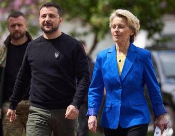Zelensky: “Servono garanzie di sicurezza”. Domani leader Ue alla Casa Bianca, anche Meloni. Trump: “Grandi progressi con Russia”