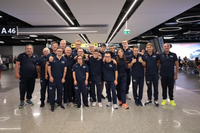 La Nazionale Italiana di Nuoto della FISDIR in partenza da Fiumicino per la Swimming World Championships