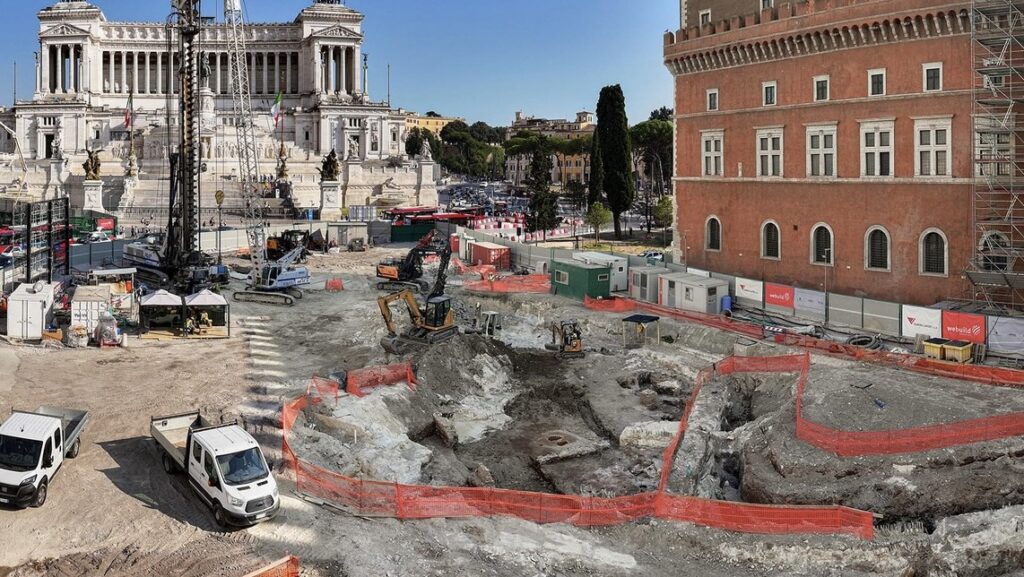 Domus romane riaffiorano lungo il Tevere: slitta l’inaugurazione del Parco fluviale Tiberis 1