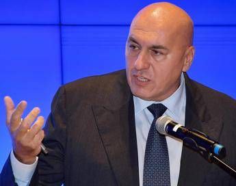 Flotilla, Crosetto agli attivisti: “Militari italiani pronti a difendervi anche se vi siete offesi”