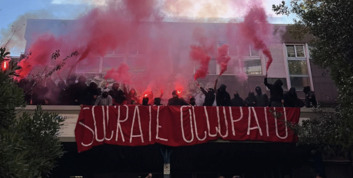 liceo Socrate occupato