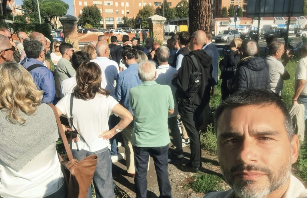 Viabilità nel caos al Black Point: FdI chiede riapertura a doppio senso di via Nomentana 1 Viabilità nel caos al Black Point: FdI chiede riapertura a doppio senso di via Nomentana 1