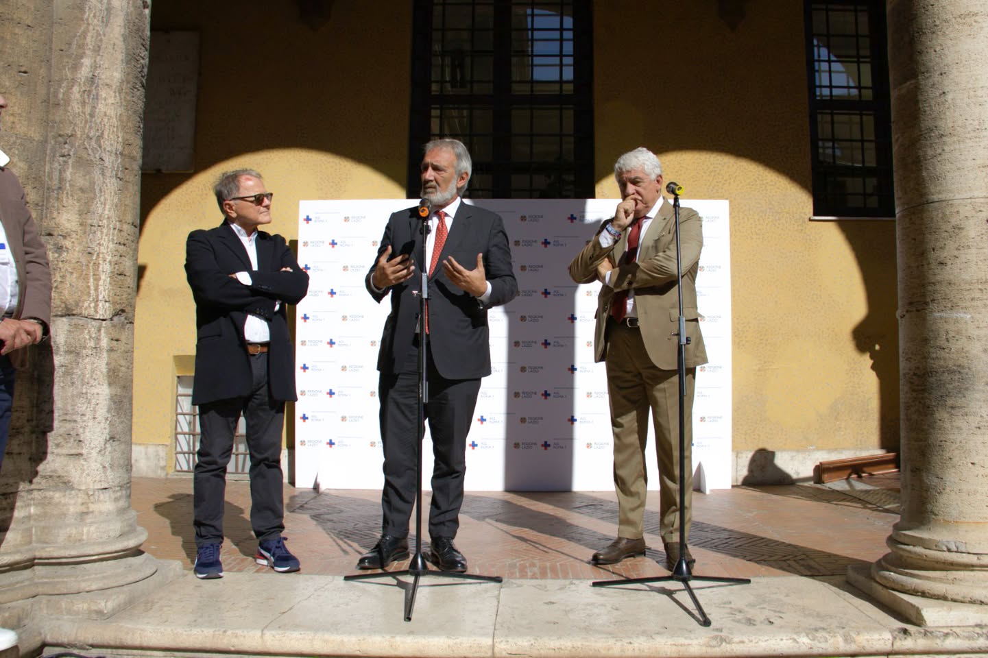 Inaugurata la nuova Breast Unit del Santo Spirito: realizzata grazie alla donazione di un cittadino 5 Inaugurata la nuova Breast Unit del Santo Spirito: realizzata grazie alla donazione di un cittadino 5