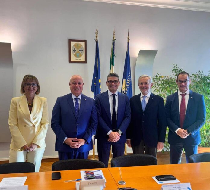 Ferrovie, nasce il ‘Food Express’ del Made in Italy e Cosenza e Bolzano ‘viaggiano insieme’