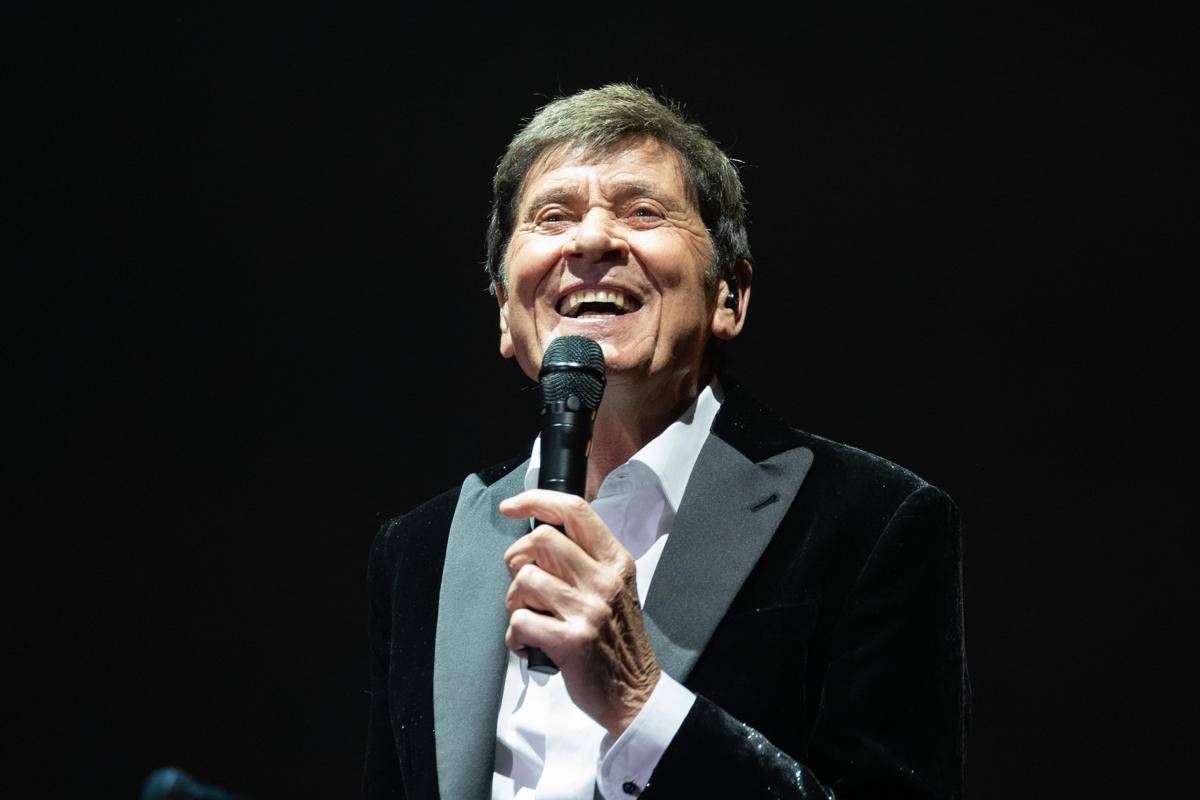 Concerto Gianni Morandi a Roma stasera 21 aprile 2026: scaletta, ospiti, biglietti e come arrivare 1