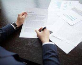 Inapp, retribuzioni basse e scarse opportunità rallentano transizione scuola-lavoro
