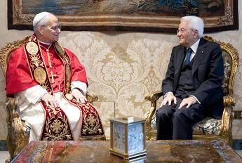Papa in visita al Quirinale, Mattarella: “Rilanciare soluzione due popoli due Stati”. Leone: “Risposte urgenti e lungimiranti”