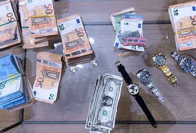 Maxi sequestro da 1,5 milioni di euro: colpito broker della manodopera legato alla Banda della Magliana (FOTO) 1