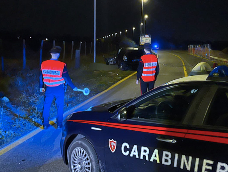 Tragico incidente sul Litorale romano: un morto e due feriti gravi nello scontro frontale tra due auto (FOTO) 1