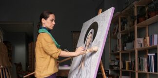 Mostra d’arte sacra di Serena Ingham a Roma: omaggio al Cantico delle Creature per una ricorrenza speciale