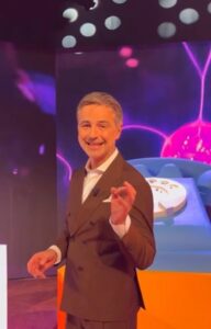 Chi è Beppe Convertini tra cinema, tv e conduzioni: età, origini, fidanzata, carriera, Instagram 1