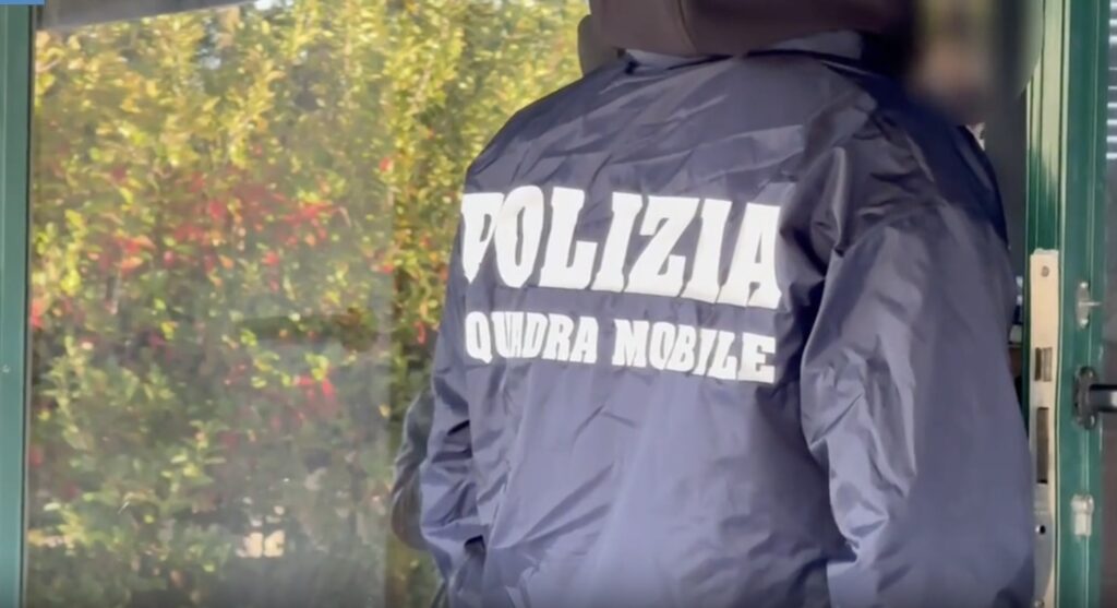 Ordigni contro il ristorante La Nonna: chi è Alessio Patacchiola, l'attentatore arrestato 1