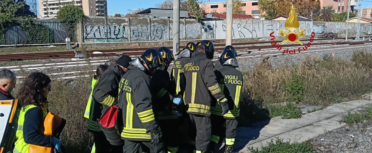 Metro B sospesa per soccorso a persona gravemente ferita dopo essere caduta sui binari: il tratto interessato 1