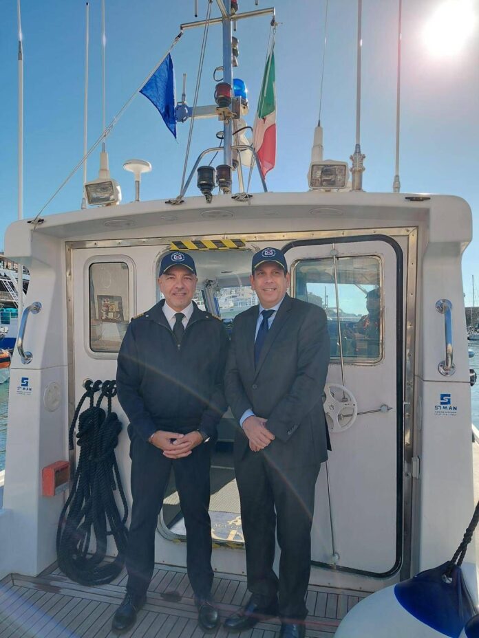 Roma, sopralluogo in mare nello scalo di Civitavecchia per verificare lo stato dei lavori