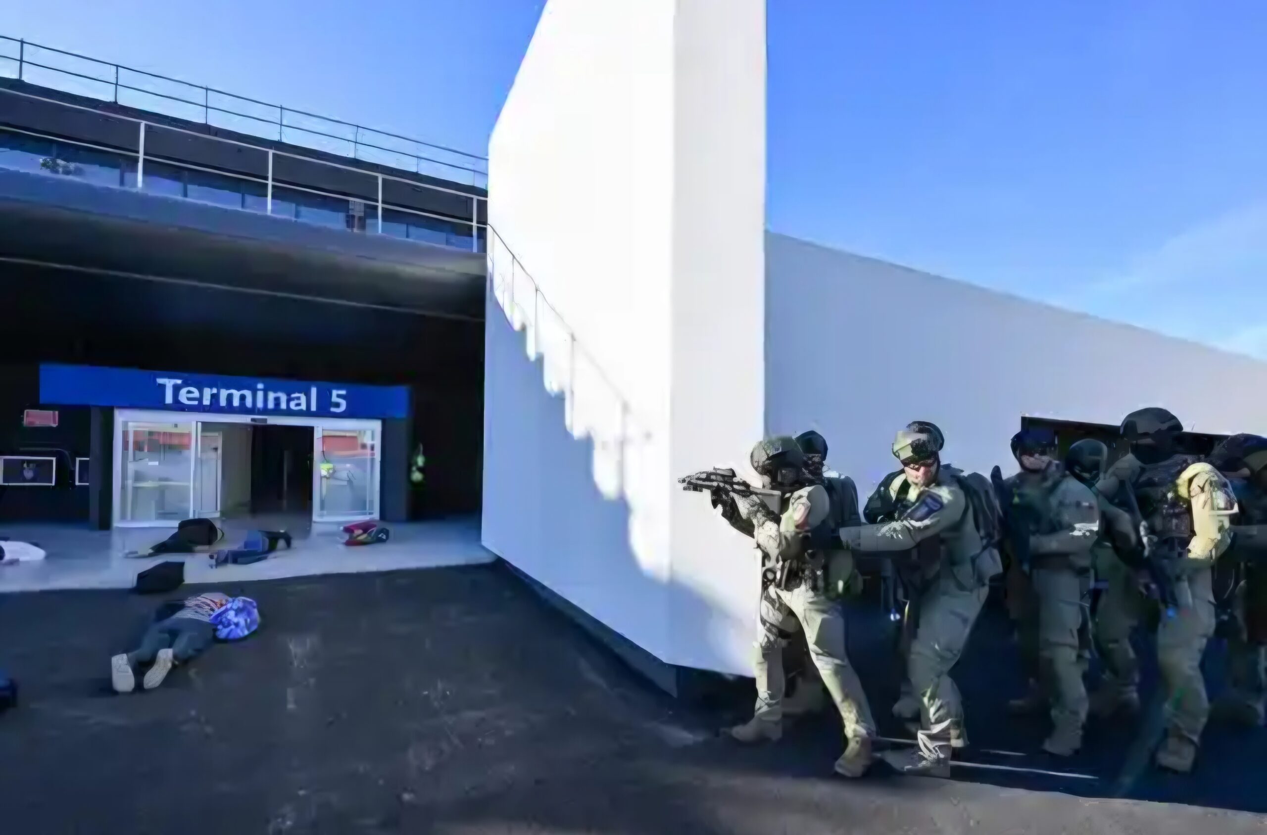 Attacco terroristico al Terminal 5 di Fiumicino: reparti speciali, feriti e sgomberi (per esercitazione) FOTO 1