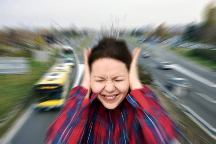 Sei stressato? In arrivo il test delle unghie per misurarlo e il metodo per uscirne