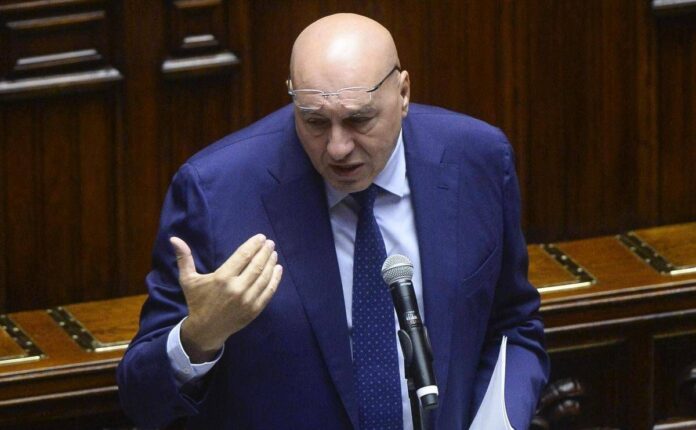 Servizio militare in Italia, Crosetto: “La mia idea è portare ddl in Parlamento”