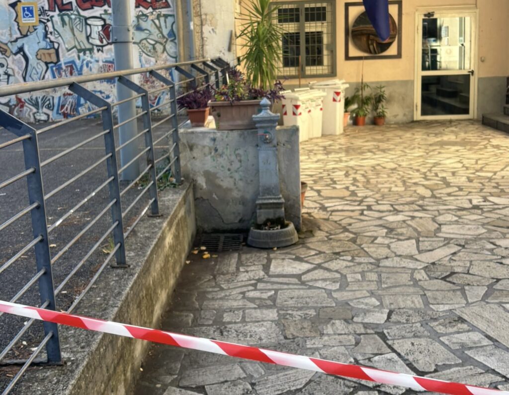 Volpe morta al liceo artistico e allagamento al classico: doppia chiusura a Tivoli 1