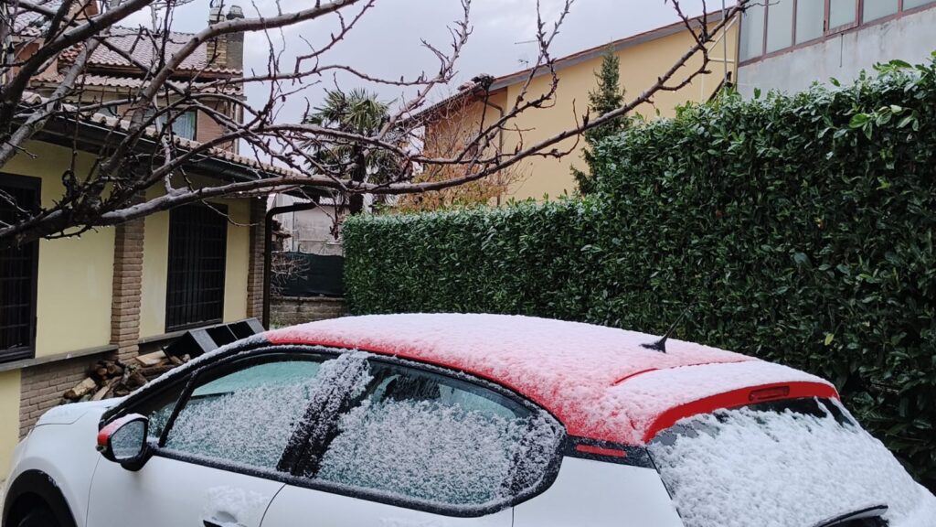 Neve alle porte di Roma: Monte Livata si imbianca e il Lazio si prepara a un weekend invernale (VIDEO) 2