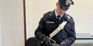 Armi e munizioni trovate in una casa ad Ardea: arrestato 46enne